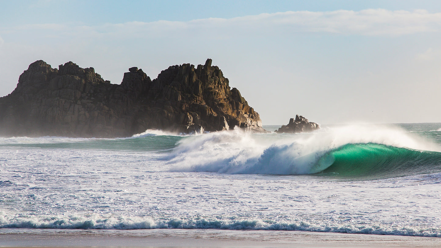 Porthcurno Panoramic Wave